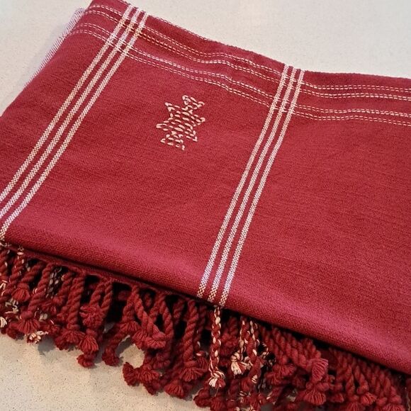 Pottery Barn Watson Plaid Table Throw Red White Cotton Fringe Holiday Table - Picture 8 of 8